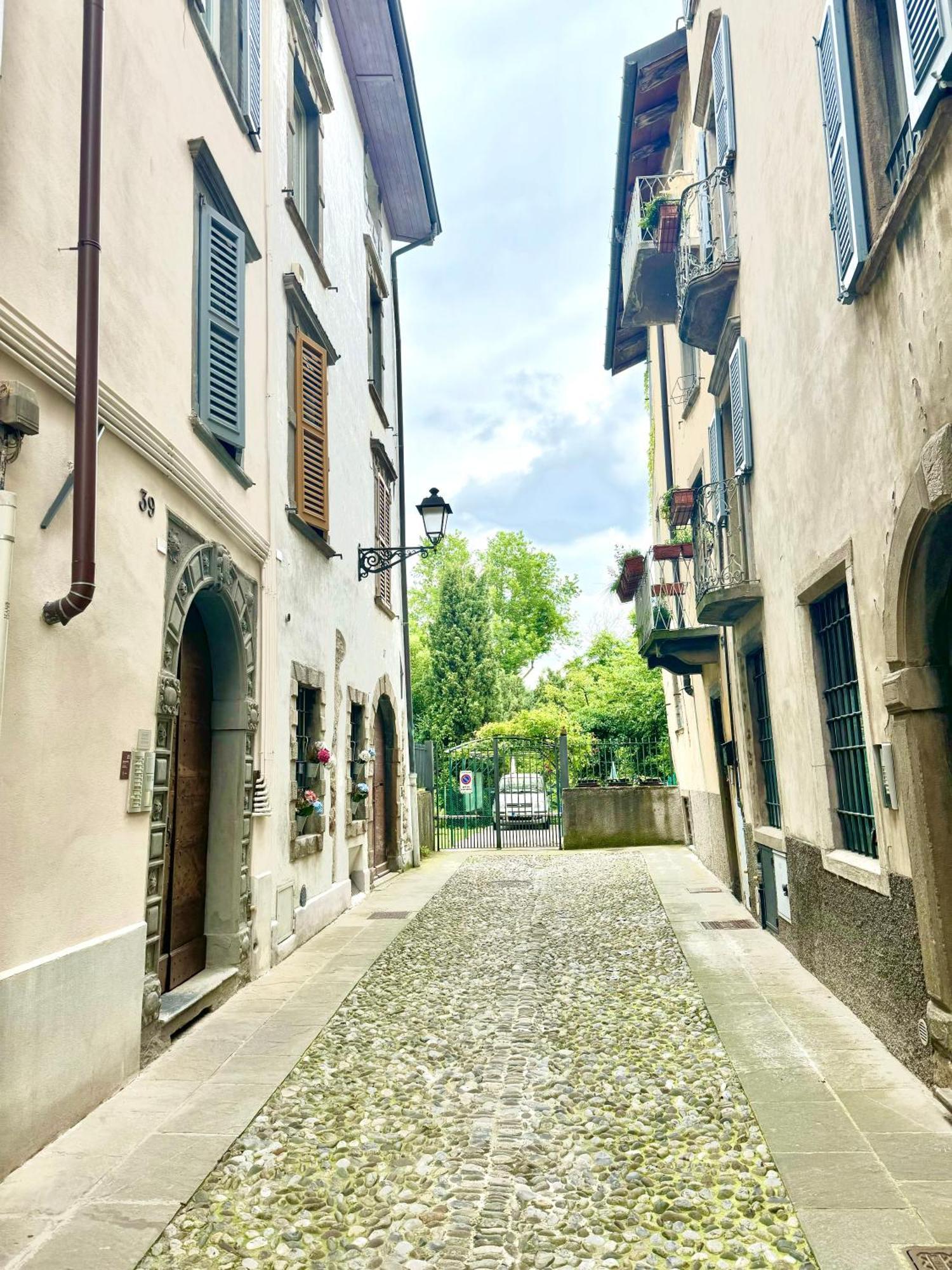 Cr - Casa Sulle Mura Romane - Old Town